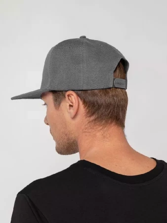 Бейсболка Snapback с прямым козырьком, серая